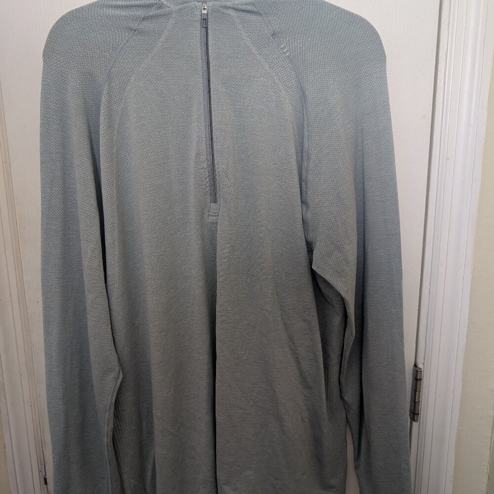 Lululemon men's running sweatshirt